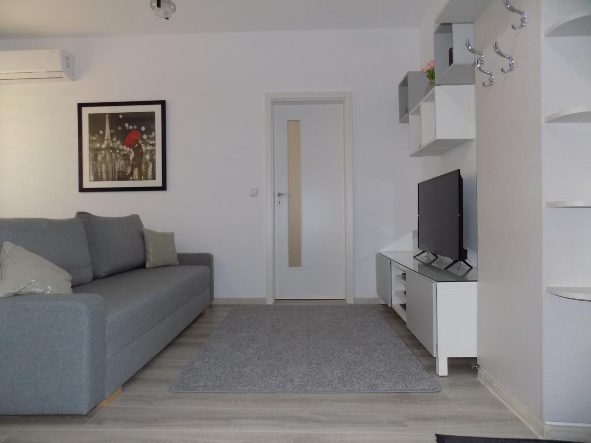 Rivera Apartments-Palasmall ヤシ エクステリア 写真
