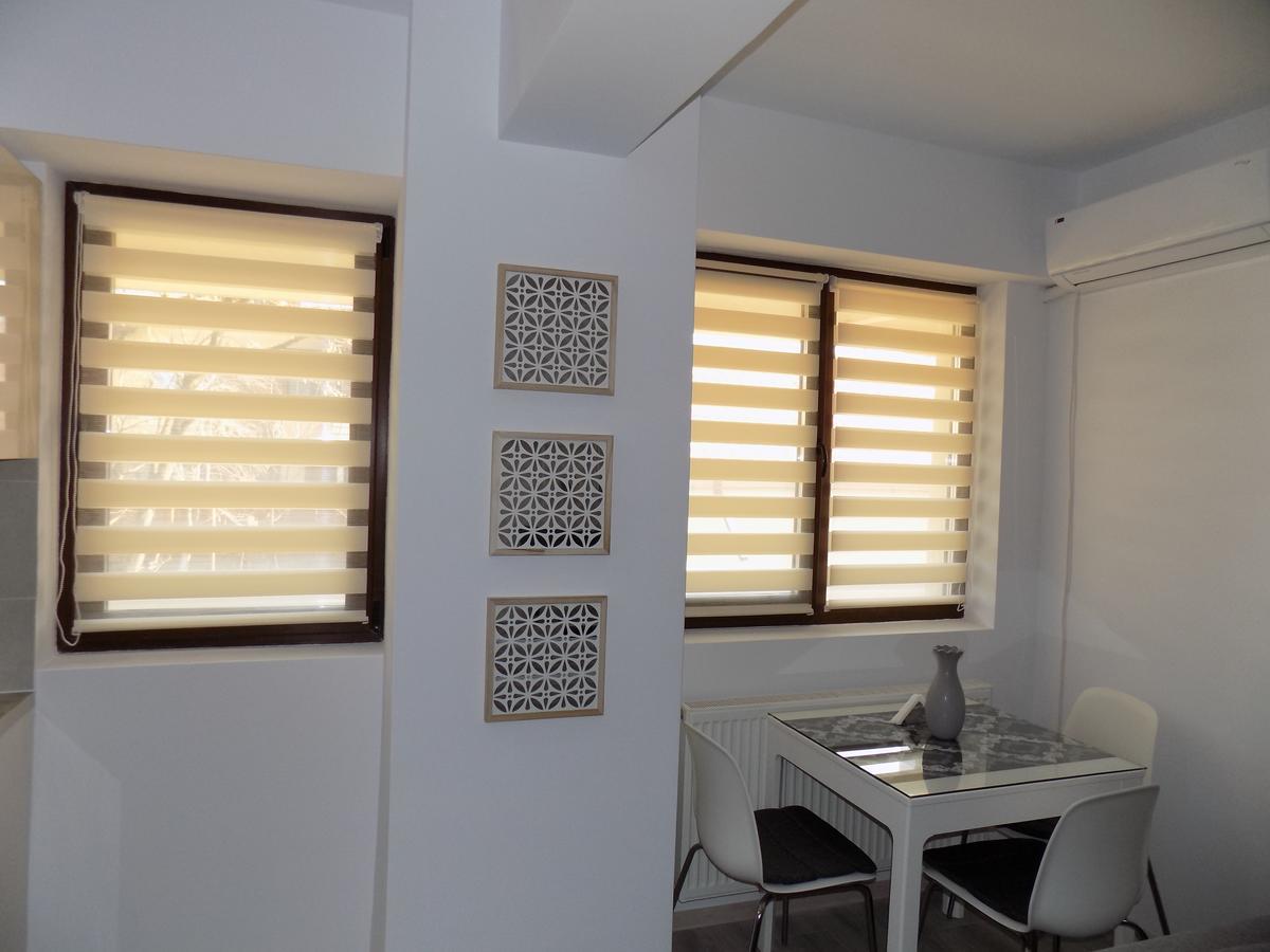 Rivera Apartments-Palasmall ヤシ エクステリア 写真